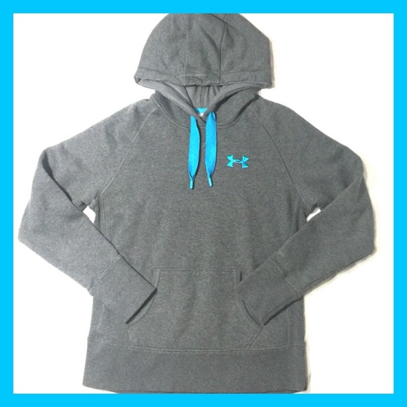 Under Armour Tops - UNDER ARMOUR STORM HOODIE!